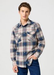 WRANGLER MĘSKA KOSZULA WESTERN SHIRT NAVY RED 112357248 W5B4008852. Czerwone koszule Wrangler, m, bez wzorów, bez kołnierzyka, bez ramiączek. Za 179.99 zł.
