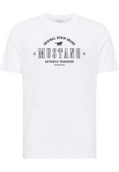 Męski T-Shirt Mustang Style Alex General White 1017999 2045. Białe t-shirty Mustang, m, bez wzorów, bez kołnierzyka, bez ramiączek. Za 79.99 zł.