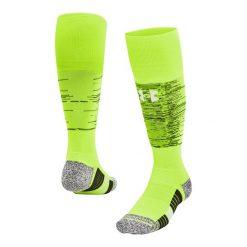 Skarpety Under Armour Magnetico Pocket 1385176. Żółte skarpety Under Armour, bez wzorów, z materiału. Za 142.15 zł.