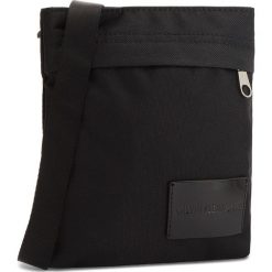 Saszetka CALVIN KLEIN JEANS - Sport Essential Micr K40K400624 001. Torby na ramię marki Calvin Klein Jeans. W wyprzedaży za 229.00 zł.