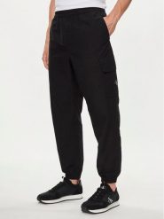 Calvin Klein Jeans Joggery Utility J30J325616 Czarny Regular Fit. Czarne joggery i bojówki Calvin Klein Jeans, m, bez wzorów, z bawełny. Za 299.99 zł.