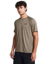 Under Armour Koszulka sportowa "Tech" w kolorze beżowym rozmiar: M. Brązowe t-shirty sportowe Under Armour, bez wzorów, z materiału, bez ramiączek, outdoorowe. Za 92.86 zł.