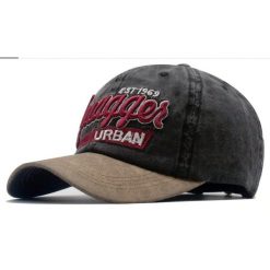 Czapka z Daszkiem, Czarna z Napisem Swagger, z Regulacją Rozmiaru, Bawełniana. Czarne czapki z daszkiem Pako Jeans, na lato, bez wzorów, z bawełny. Za 39.00 zł.