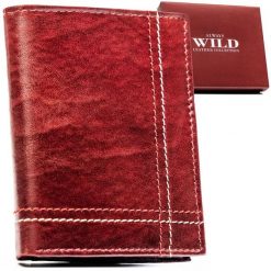 Skórzany, pionowy portfel męski w brązowym kolorze z systemem RFID bez zapięcia - Always Wild. Brązowe portfele Always Wild, bez wzorów, ze skóry. Za 49.99 zł.