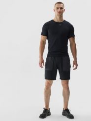 4F Spodenki treningowe regular szybkoschnące męskie - szare M. Szare krótkie spodenki sportowe 4F, m, bez wzorów, z elastanu. W wyprzedaży za 79.99 zł.