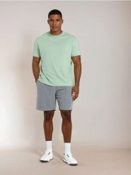 Szorty - szary. Szare krótkie spodenki sportowe Sinsay, l, bez wzorów, z bawełny. Za 29.99 zł.