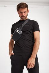 T-SHIRT KARL LAGERFELD. T-shirty KARL LAGERFELD, m, bez wzorów, bez kołnierzyka, bez ramiączek. W wyprzedaży za 115.17 zł.