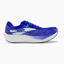 Buty do biegania męskie, R.5000 Men 24 RR500W. Niebieskie buty do biegania Joma, bez wzorów, bez zapięcia, do biegania. Za 539.99 zł.