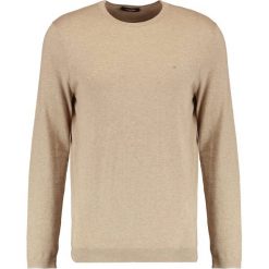 Calvin Klein SAUL CREW NECK Sweter beige. Swetry nierozpinane marki CALVIN KLEIN. W wyprzedaży za 359.20 zł.