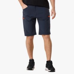 Szorty turystyka męskie Swedemount Glittertind Shorts oddychające. Brązowe szorty SWEDEMOUNT, m, bez wzorów, z tkaniny, sportowe. Za 249.99 zł.