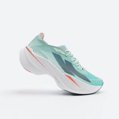 Buty do biegania męskie Kiprun KD900X LD+. Niebieskie buty do biegania KIPRUN, bez wzorów, bez zapięcia, do biegania. Za 899.99 zł.