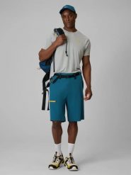 Spodenki treningowe szybkoschnące męskie 4F 4FRSS26TFSHM1680. Niebieskie krótkie spodenki sportowe 4F, l, bez wzorów, z elastanu. Za 160.99 zł.