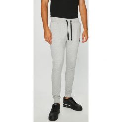 Blend - Spodnie. Spodnie materiałowe marki Blend. W wyprzedaży za 69.90 zł.