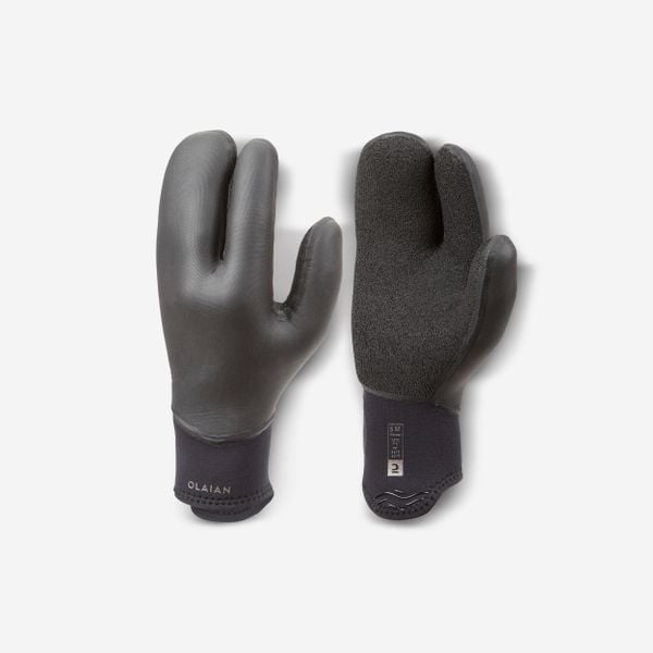 Rękawiczki surfingowe Decathlon 900 z neoprenu 5 mm. Czarne rękawiczki Decathlon, na zimę, bez wzorów, z neoprenu. Za 159.99 zł.