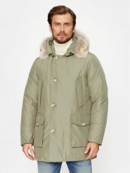 Woolrich Kurtka puchowa Arctic CFWOOU0482MRUT0001 Zielony Regular Fit. Zielone kurtki Woolrich, m, bez wzorów, z bawełny, bez kaptura. Za 2,139.00 zł.