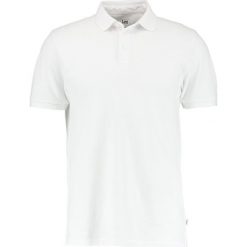 Lee PLAIN Koszulka polo white. Koszulki polo marki Lee, z bawełny, polo. Za 149.00 zł.