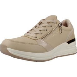 Buty SKECHERS BILLION 2 HIGH END Jasnobrązowy. Brązowe buty turystyczne Skechers, bez wzorów, z syntetyku, bez zapięcia, trekkingowe. Za 301.99 zł.