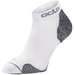 Skarpety do biegania krótkie dla dorosłych Odlo Socks Ceramicool RUN 2pack. Zielone skarpety ODLO, bez wzorów. W wyprzedaży za 104.99 zł.