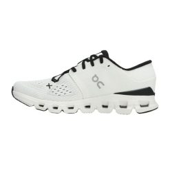 Buty do biegania męskie On Cloud X 4. Białe buty do biegania On, bez wzorów, z gumy, bez zapięcia, do biegania. Za 1,049.00 zł.