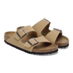 Klapki Unisex Birkenstock Arizona BS Latte Cream. Brązowe klapki Birkenstock, z materiału. Za 319.99 zł.