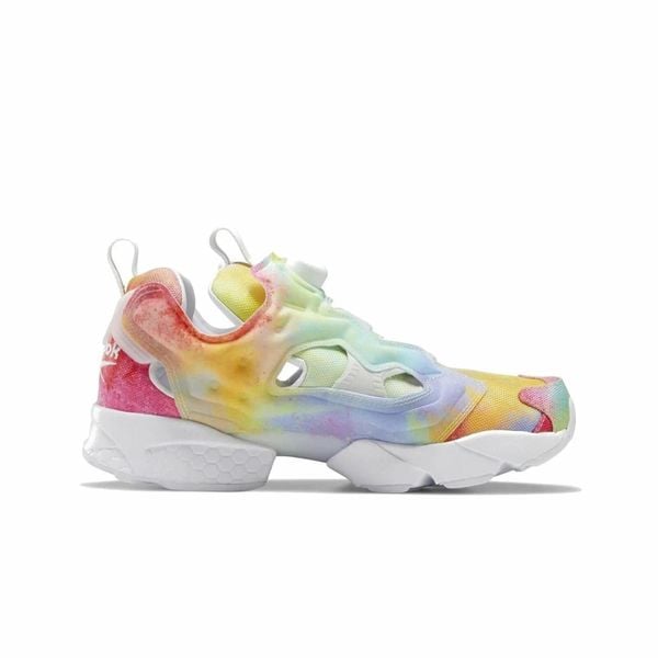 Męskie buty sportowe wodoodporny INSTAPUMP FURY. Brązowe buty turystyczne Reebok, bez wzorów, z gore-texu, bez zapięcia, do biegania, gore-tex. Za 693.00 zł.