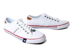 Mustang 26M015005 Biały, tenisówki i trampki m?skie. Białe trampki Mustang, m, bez wzorów, bez zapięcia. Za 209.90 zł.