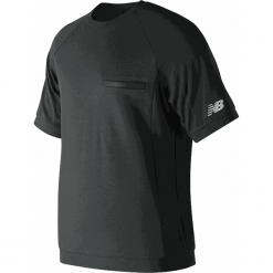 New Balance MT83510BK. T-shirty marki New Balance. W wyprzedaży za 139.99 zł.