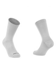 Skarpety rowerowe NORTHWAVE Switch Sock białe. Białe skarpety Northwave, w ażurowe wzory, z dzianiny. Za 69.00 zł.
