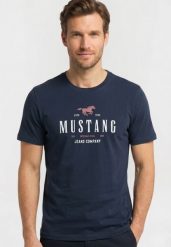 Męski T-Shirt Mustang Style Alex C Print Dark Sapphire 1016683 4136. Niebieskie t-shirty Mustang, m, bez wzorów, bez kołnierzyka, bez ramiączek. Za 69.99 zł.