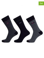 CR7 Skarpety (3 pary) w kolorze czarnym rozmiar: 40-46. Czarne skarpety CR7, bez wzorów. Za 41.30 zł.