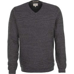 Sweter w kolorze ciemnoszarym. Szare swetry nierozpinane Camel Active, m, bez wzorów, ze skóry, bez kołnierzyka, bez ramiączek. W wyprzedaży za 175.95 zł.