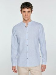 Lniana koszula męska ze stójką błękitna Janeiso 400. Niebieskie koszule BIG STAR, l, bez wzorów, z bawełny, bez kołnierzyka, bez ramiączek. Za 249.99 zł.