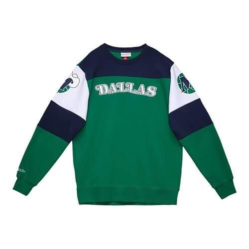 Bluza sportowa męska Mitchell & Ness Dallas Mavericks. Zielone bluzy bez kaptura Mitchell & Ness, l, bez wzorów, z materiału, bez kaptura. Za 517.00 zł.