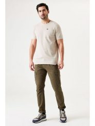 Garcia Bojówki w kolorze khaki rozmiar: W30. Brązowe joggery i bojówki Garcia, bez wzorów. Za 227.95 zł.