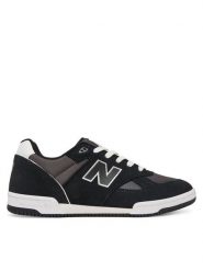 New Balance Sneakersy UN600PPL Czarny. Czarne buty sportowe casual New Balance, bez wzorów, ze skóry, bez zapięcia. Za 449.99 zł.