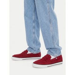 Tenisówki DC Shoes. Czerwone trampki DC Shoes, m, bez wzorów, bez zapięcia. Za 279.99 zł.