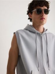 Okulary przeciwsłoneczne - jasnoszary. Szare okulary przeciwsłoneczne Reserved. W wyprzedaży za 39.99 zł.