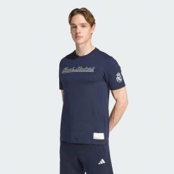 Koszulka Real Madrid US 2025/26. Białe t-shirty sportowe Adidas, bez wzorów, bez ramiączek, do piłki nożnej. Za 179.99 zł.