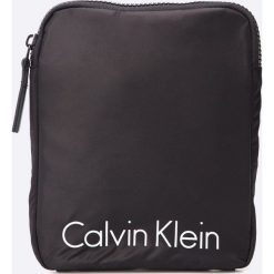 Calvin Klein Jeans - Saszetka Blithe. Saszetki i nerki marki Calvin Klein Jeans. W wyprzedaży za 179.90 zł.