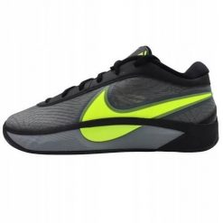 Buty treningowe męskie Nike FJ7792001. Szare buty treningowe Nike, bez wzorów, z materiału, na fitness i siłownię. Za 505.00 zł.