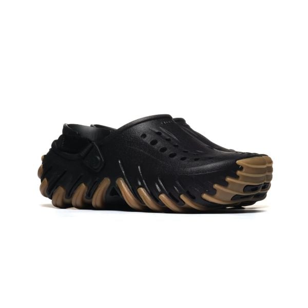 Sandały Crocs ECHO GUM RO CLOG 211675-001. Czarne sandały Crocs, z materiału, z okrągłym noskiem, bez zapięcia. Za 299.00 zł.