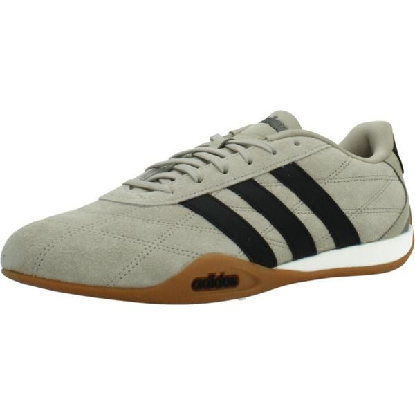 Buty ADIDAS ADIPISTA Beżowy. Brązowe buty turystyczne Adidas, bez wzorów, ze skóry, bez zapięcia, trekkingowe. Za 239.00 zł.