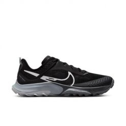 Buty do biegania męskie Nike Air Zoom Terra Kiger 8. Czarne buty do biegania Nike, bez wzorów, z gumy, bez zapięcia, do biegania. Za 627.00 zł.