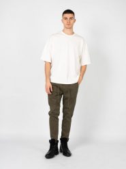 Xagon T-shirt "Over" | A23082ZX99JE | Mężczyzna | Kremowy. Białe t-shirty Xagon, l, bez wzorów, z bawełny, bez kołnierzyka, bez ramiączek. W wyprzedaży za 199.00 zł.