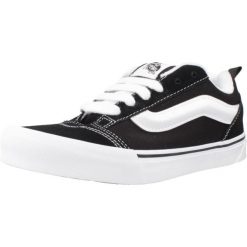 Buty VANS KNU SKOOL Czarny. Czarne buty trekkingowe Vans, bez wzorów, z tkaniny, bez zapięcia. Za 341.86 zł.
