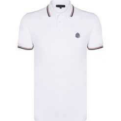 Koszulka polo "Shares" w kolorze białym. Koszulki polo marki Sir Raymond Tailor. W wyprzedaży za 86.95 zł.