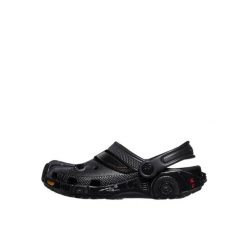 Sandały CROCS BATMAN BATMOBILE Czarny. Czarne sandały Crocs, z materiału, bez zapięcia. Za 199.00 zł.