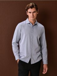 Bawełniana koszula z kołnierzykiem - szary. Szare koszule Sinsay, l, bez wzorów, z bawełny, bez kołnierzyka, bez ramiączek. Za 59.99 zł.