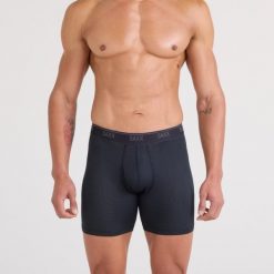 Bokserki - Quest Quick-Dry Mesh - Czarne. Czarne bokserki Saxx, m, bez wzorów, z elastanu. Za 221.12 zł.