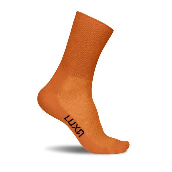 Skarpetki Rowerowe Unisex Luxa Classic. Czerwone skarpety LUXA, bez wzorów, z elastanu. Za 49.90 zł.